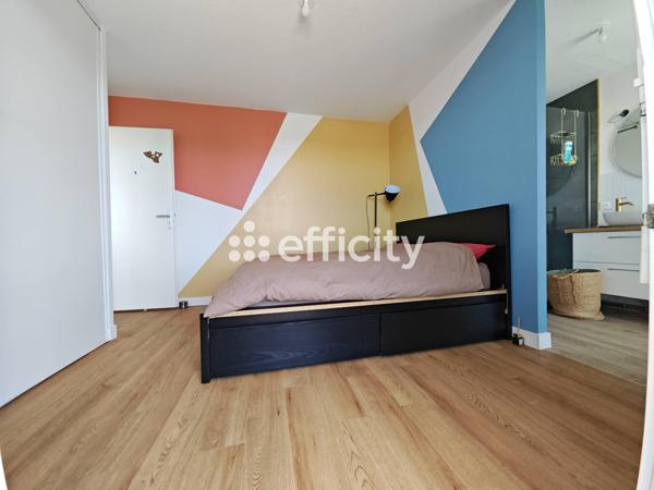 Appartement
         2 pièces
        - 48 m² Exclusivité 170 000 € *