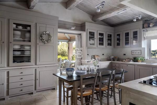 Villa 12 pièces à vendre Valbonne - 06560 / Réf: Helena