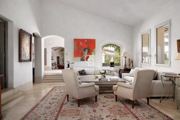 Villa 12 pièces à vendre Valbonne - 06560 / Réf: Helena