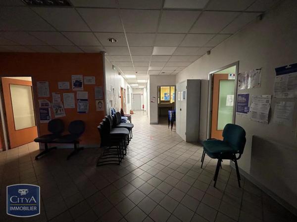 Local commercial à vendre 230m²