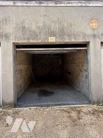 Garage à Vendre à Troyes (10000) en Aube (10)

Situé à TROYES, boulevard Blanqui, dans coprop...