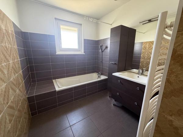 Vente / Maison à Genas (69740)