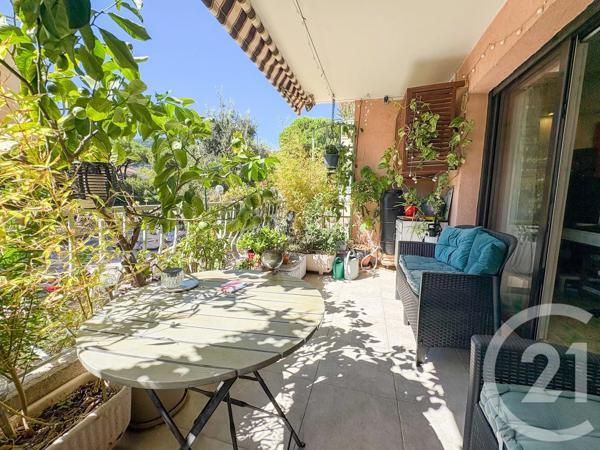 Appartement F3 à vendre  3 pièces - 93,76 m 2   COGOLIN  - 83