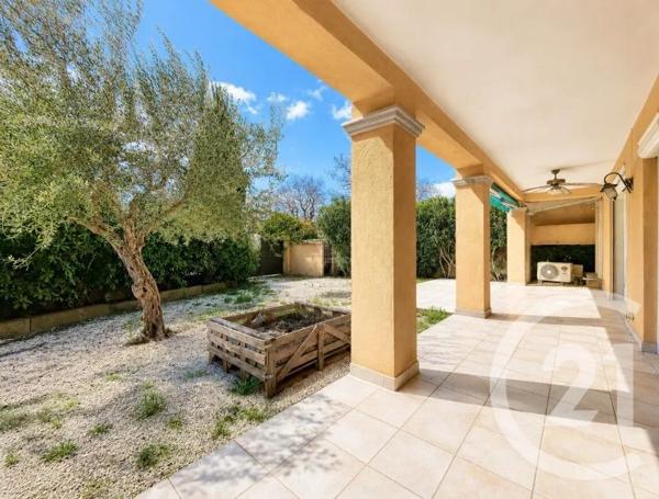 Appartement F3 à vendre  3 pièces - 93,76 m 2   COGOLIN  - 83