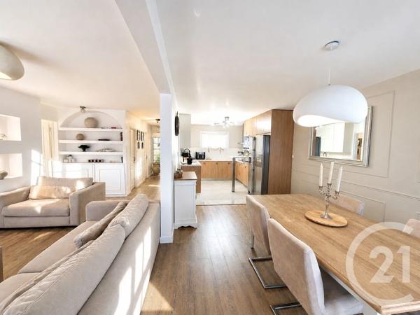Appartement F3 à vendre  3 pièces - 93,76 m 2   COGOLIN  - 83
