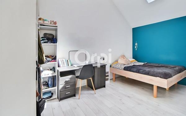 Maison à vendre    7 pièces •  Oloron-Sainte-Marie