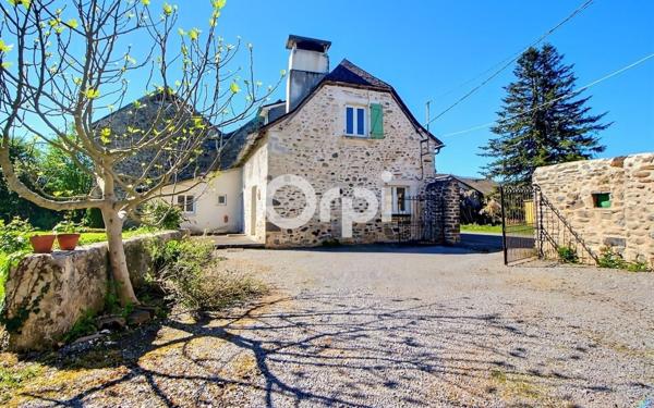 Maison à vendre    7 pièces •  Oloron-Sainte-Marie