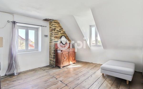 Maison à vendre    7 pièces •  Oloron-Sainte-Marie
