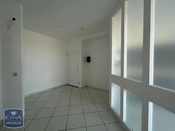 Local professionnel à louer Saint-Marcellin (38160)