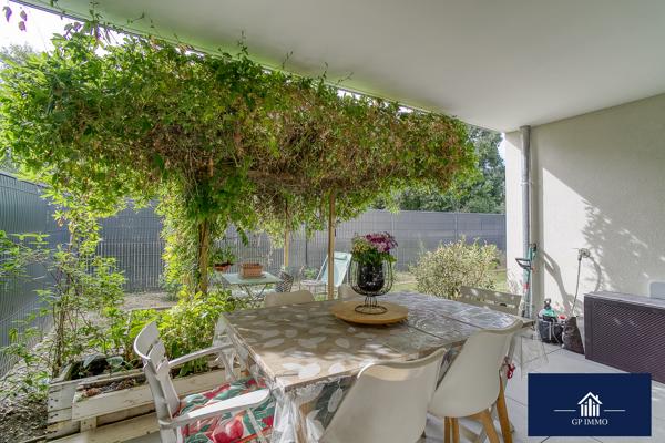 Appartement
         3 pièces
        - 66 m² 255 000 € *