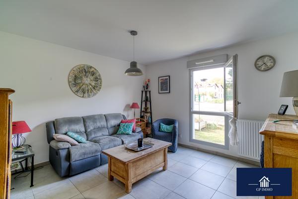 Appartement
         3 pièces
        - 66 m² 255 000 € *