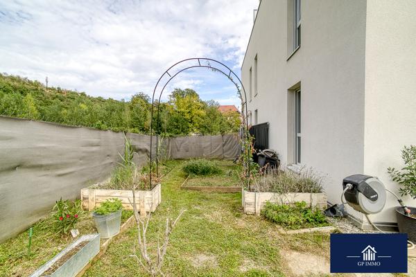 Appartement
         3 pièces
        - 66 m² 255 000 € *