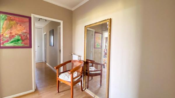 APPARTEMENT 3 CHAMBRES, BALLAINVILLIERS VILLAGE