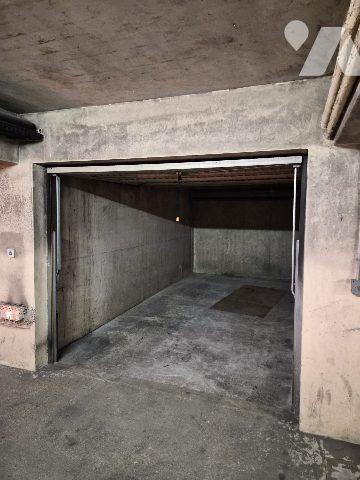 GARAGE PROCHE HOPITAL