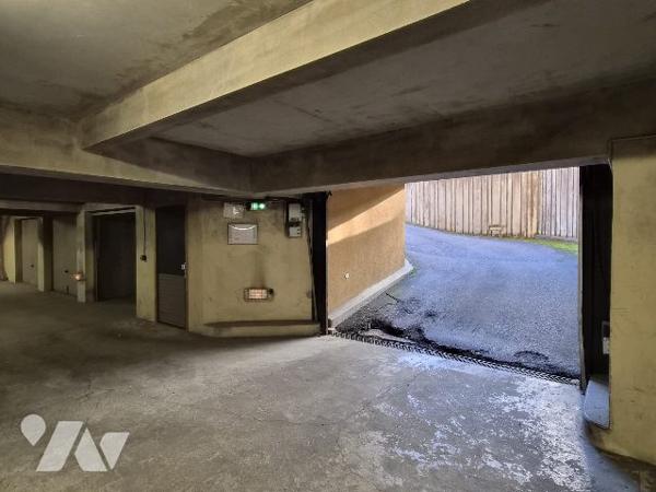 GARAGE PROCHE HOPITAL