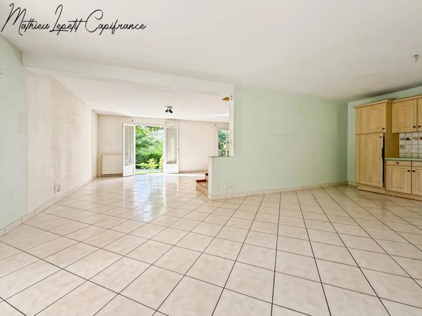 Maison à vendre 6 pièces  BASSILLAC ET AUBEROCHE (24)