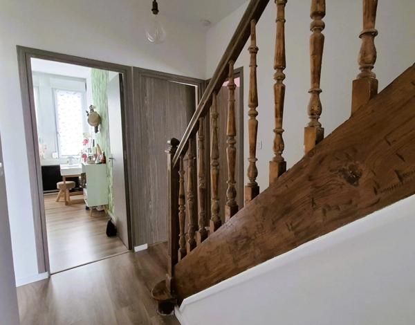 SAINT QUENTIN (02100) A VENDRE Maison Rénovée de 175m2, 4 Chambres, Cour