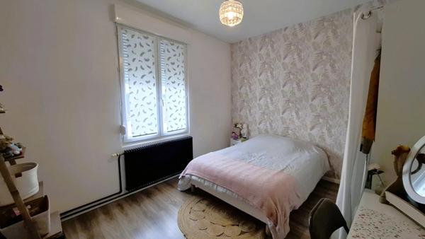 SAINT QUENTIN (02100) A VENDRE Maison Rénovée de 175m2, 4 Chambres, Cour