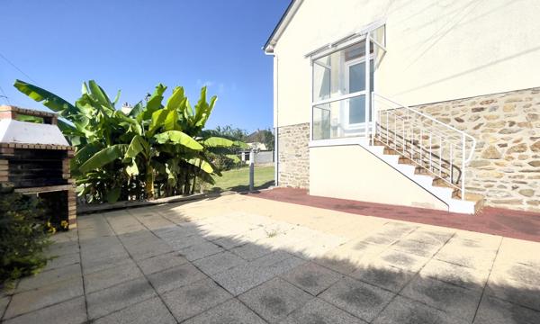 Entre le POLE SANTE et LECLERC