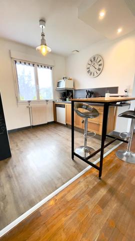 Entre le POLE SANTE et LECLERC