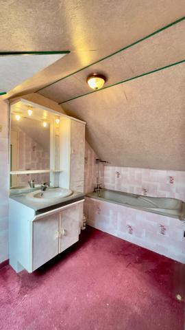 Entre le POLE SANTE et LECLERC