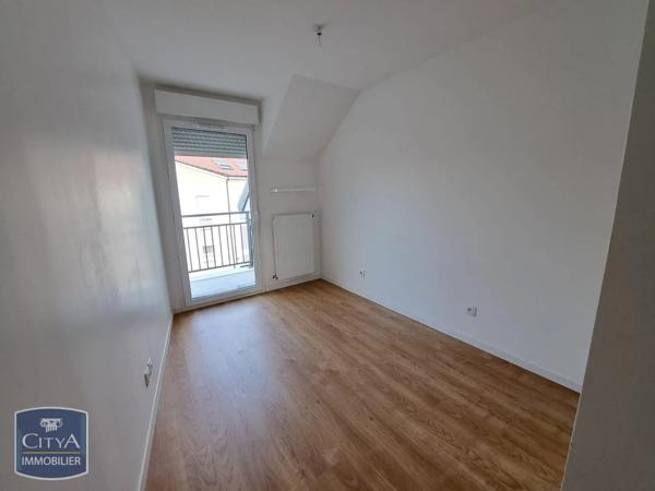 Appartement à louer 3 pièces 56.78m² Montlhéry (91310)