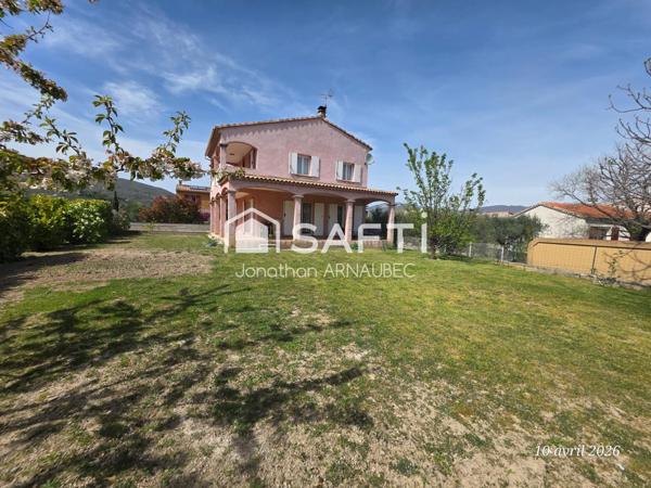 Maison familiale avec 4 chambres, garage 70 m² et jardin constructible