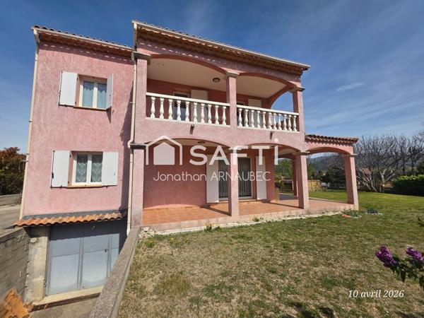 Maison familiale avec 4 chambres, garage 70 m² et jardin constructible