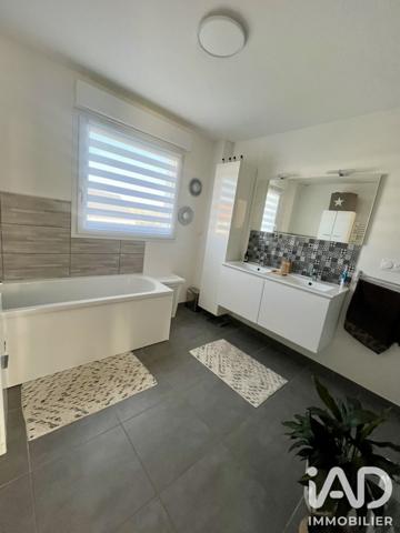 Maison à vendre 5 pièces 116 m² Saint-Pol-sur-Ternoise