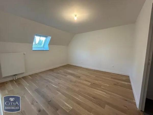 Appartement à louer 4 pièces 90.5m²