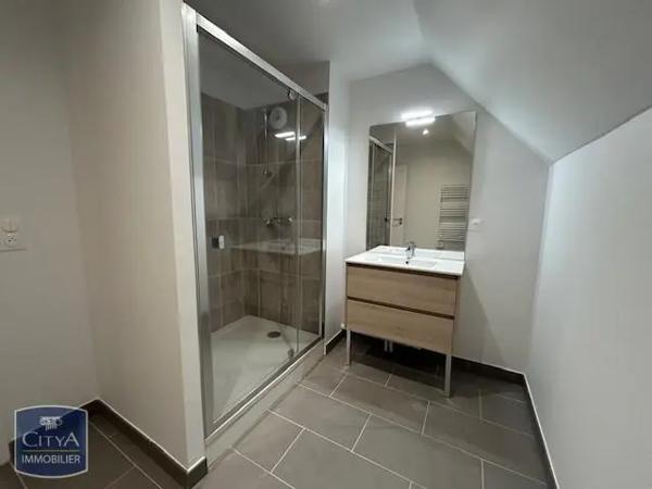 Appartement à louer 4 pièces 90.5m²