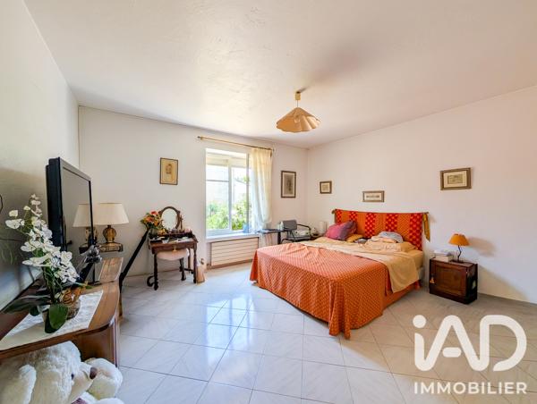Maison à vendre 8 pièces 258 m² Cagnes-sur-Mer