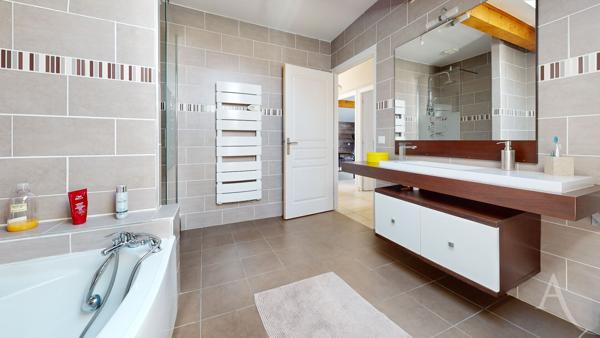 EXCLUSIVITE à GONCELIN Villa contemporaine de 130 m² sur terrain de 990 m²
