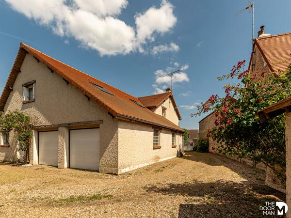 Maison - À vendre - 183 m² - LE PERRAY EN YVELINES | The Door Man