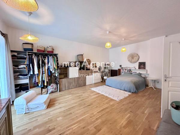 Maison à VILLENEUVE-L'ARCHEVEQUE, 89190 - 6 pièces 400m²