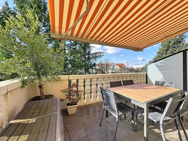 DUPLEX AVEC TERRASSES 5 PIECES CROIX ROUSSE PLATEAU CHAZIERE