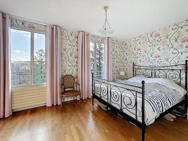 DUPLEX AVEC TERRASSES 5 PIECES CROIX ROUSSE PLATEAU CHAZIERE