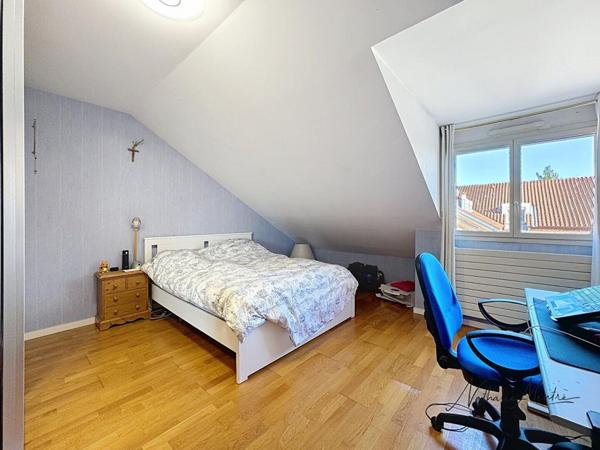 DUPLEX AVEC TERRASSES 5 PIECES CROIX ROUSSE PLATEAU CHAZIERE