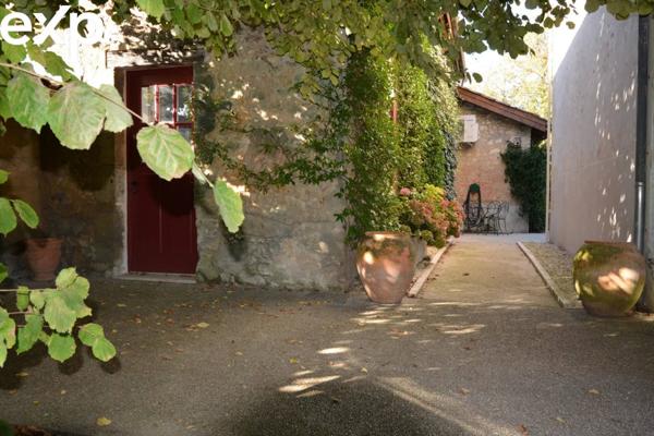 Exceptionnel proche de Bordeaux-Demeure familiale rénovée avec Piscine et Parc