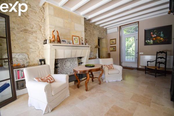 Exceptionnel proche de Bordeaux-Demeure familiale rénovée avec Piscine et Parc