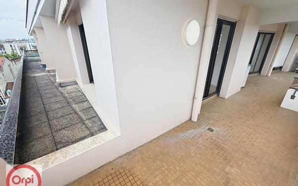 Appartement à louer    5 pièces • 117 m2 Pau