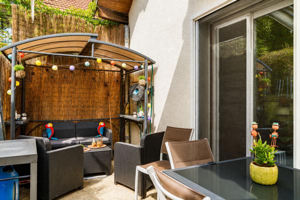 A VENDRE - FRANGY - MAISON DE VILLE T4 - 108 M² - 3 CHAMBRES - GARAGE ET JARDIN