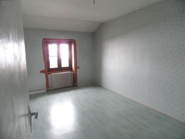 Appartement à louer à Romenay en Saône-et-Loire (71470), ref : 13755/485