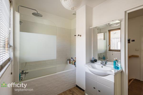 Maison 4 pièces - 82 m² Exclusivité efficity