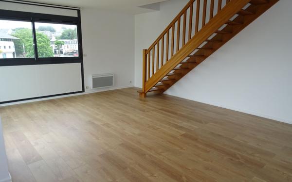 Appartement à louer    3 pièces • 78,49 m2 Saint-Renan