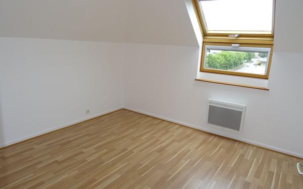 Appartement à louer    3 pièces • 78,49 m2 Saint-Renan