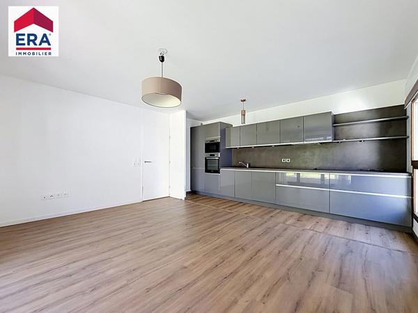 A VENDRE 3 pièces 64m² + Terrasse 86m²