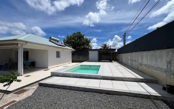 Maison à vendre    5 pièces • 104,56 m2 Baie-Mahault