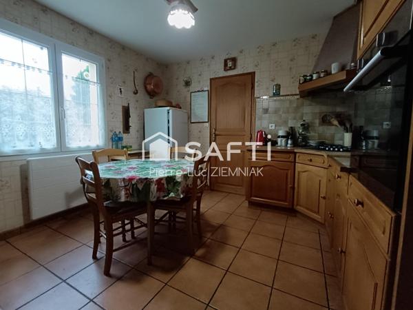 PAVILLON 3 chambres Arquenay (53170)