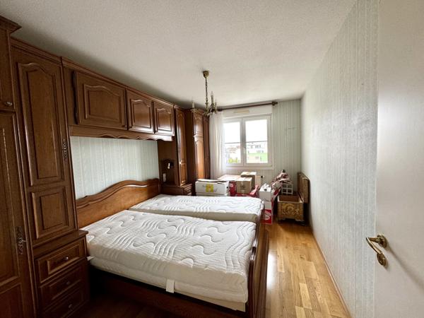 Riedisheim (68400) Riedisheim - 3 pièces - 2 garages fermés